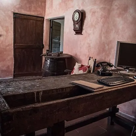 Bed & Breakfast Colle Cucchiara 4*